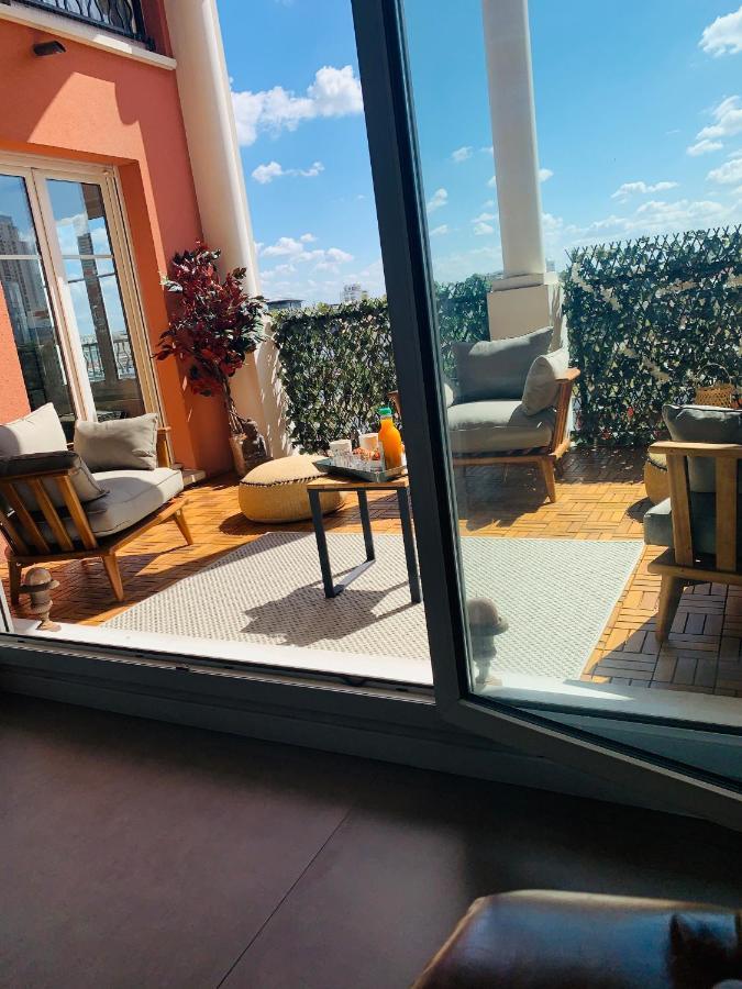 Bed And Breakfast Luxe La Defense U-Arena Courbevoie Exterior foto